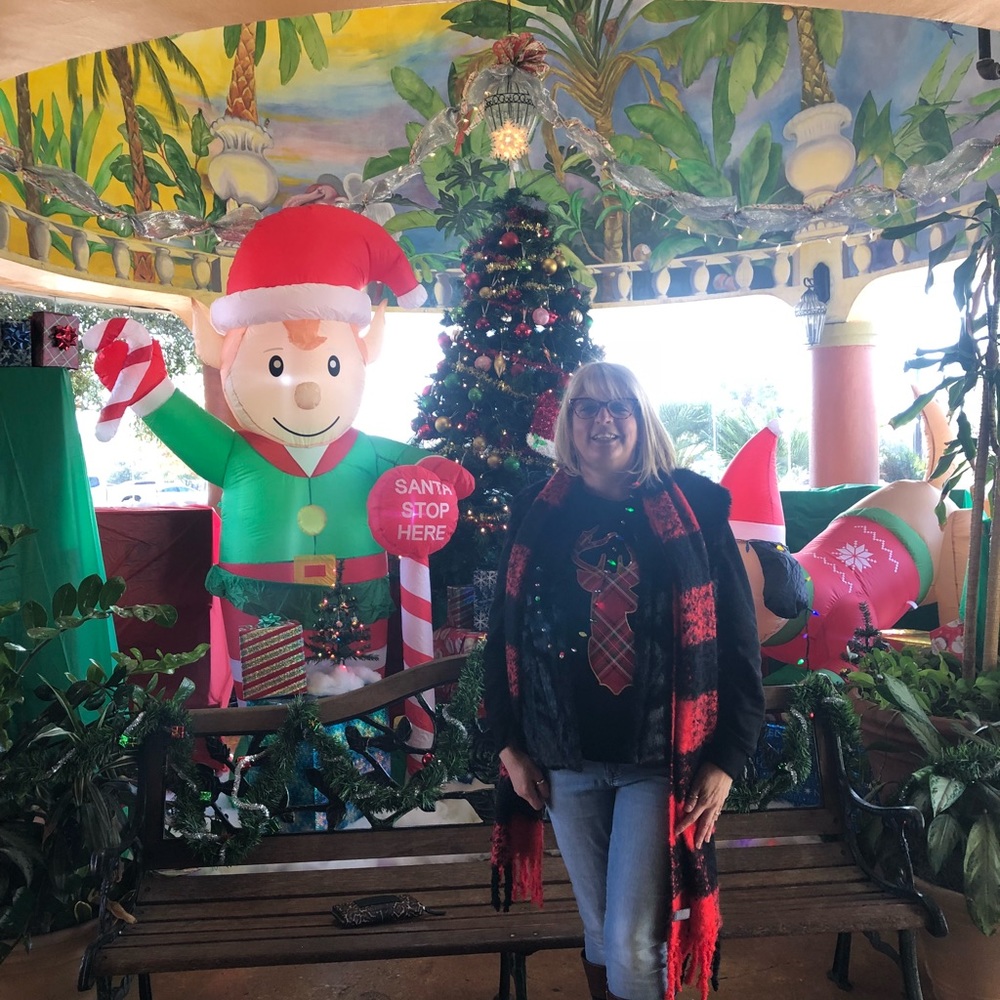 Meet your Posher, Joy